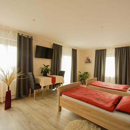 Hasloch  Mainzimmer - Business Apartments מראה חיצוני תמונה