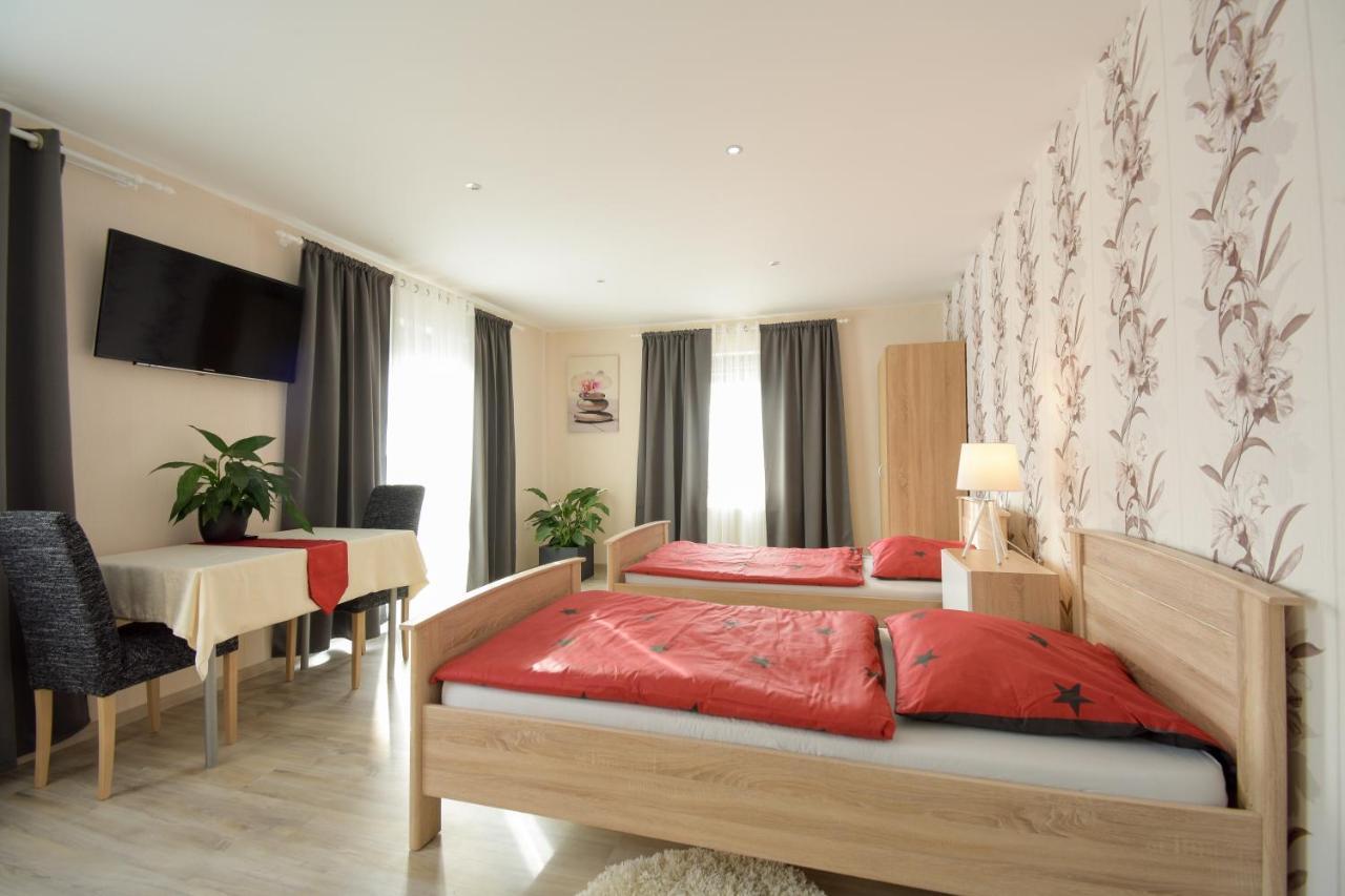Hasloch  Mainzimmer - Business Apartments מראה חיצוני תמונה