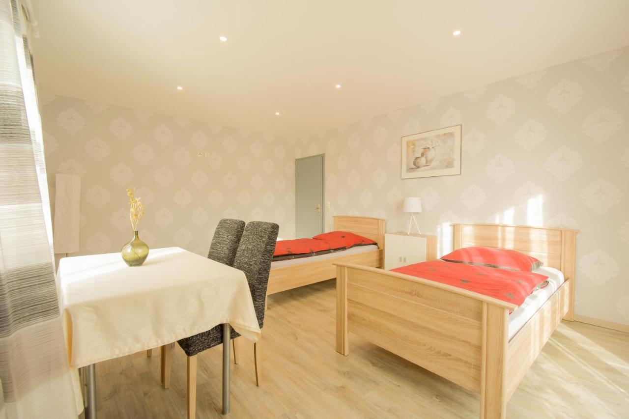 Hasloch  Mainzimmer - Business Apartments מראה חיצוני תמונה