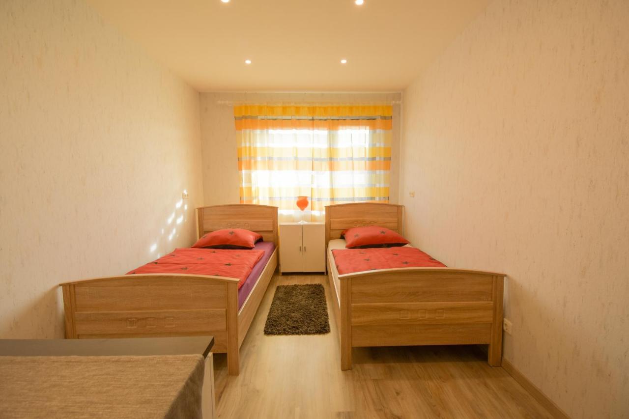 Hasloch  Mainzimmer - Business Apartments מראה חיצוני תמונה